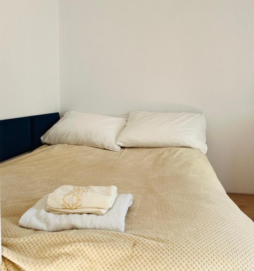 Comfy Guest Apartment Warszawa Zewnętrze zdjęcie
